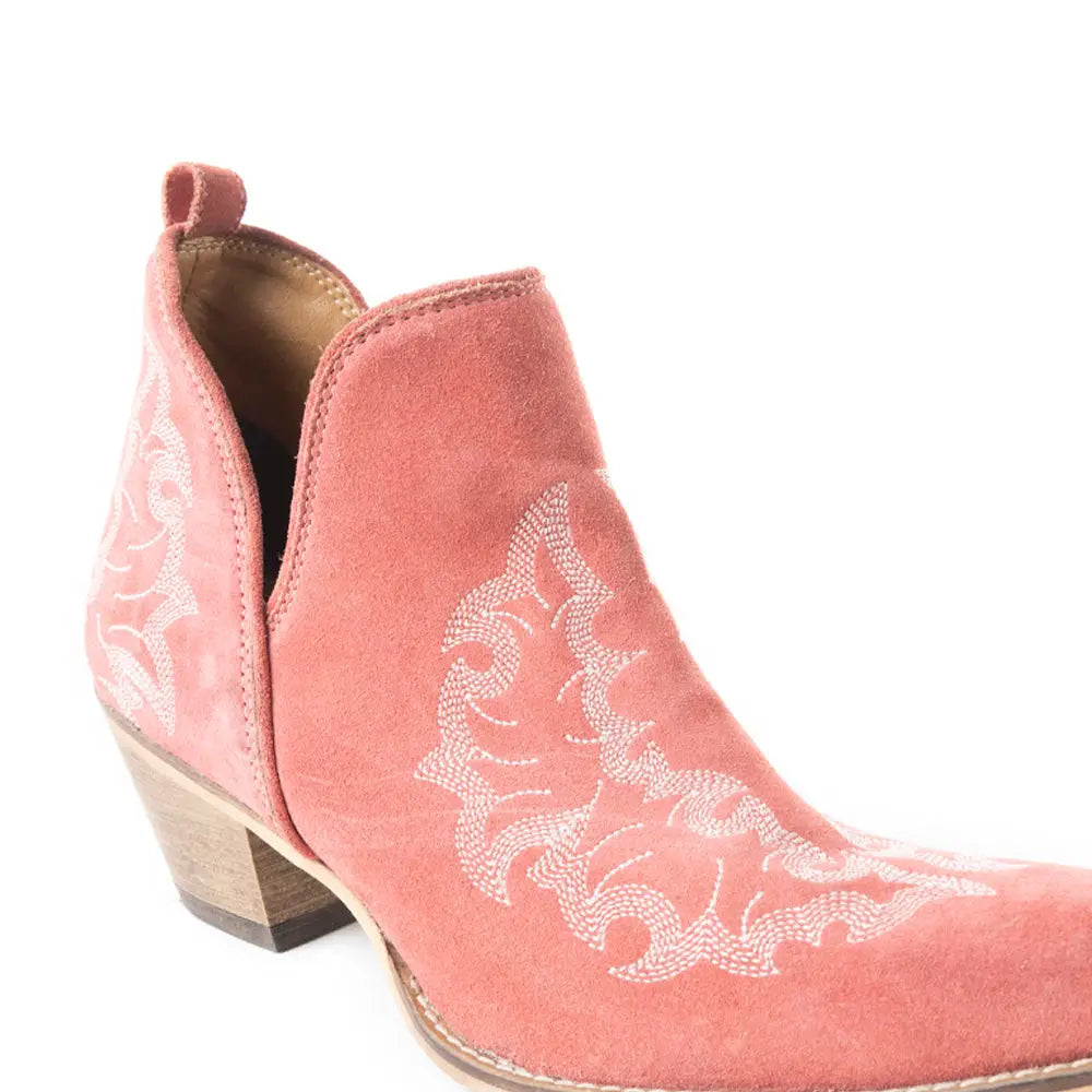 Trail Runner Booties - Peach