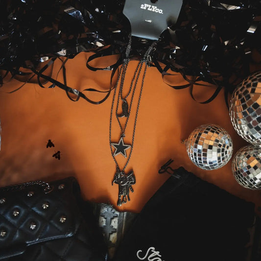 Blazin’ Saddle Necklace